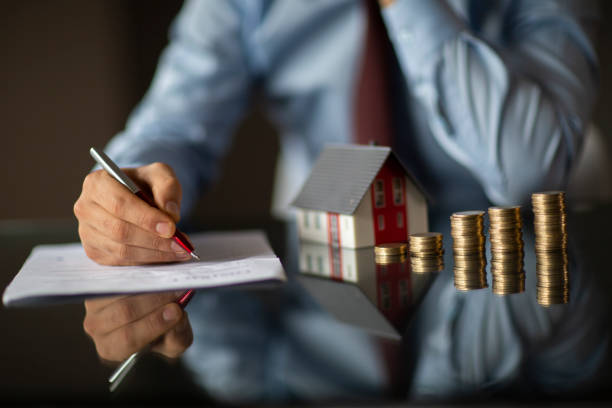Cash Offer Contingencies: Navigating Deals in Oak Forest Community by RE/MAX, The Collective Agency